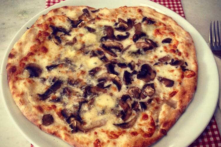Pizzeria Il Pellicano Moda Istanbul
